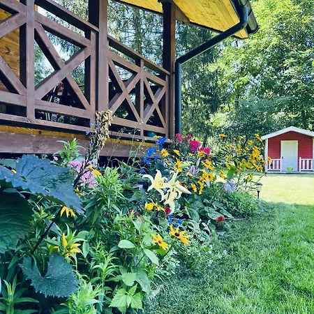 Dom W Krainie Bugu 度假居 Korczew